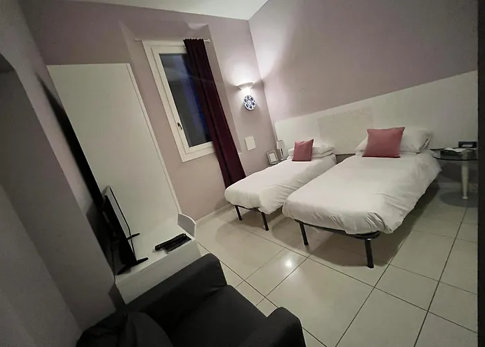 Couette-café Archi 4*